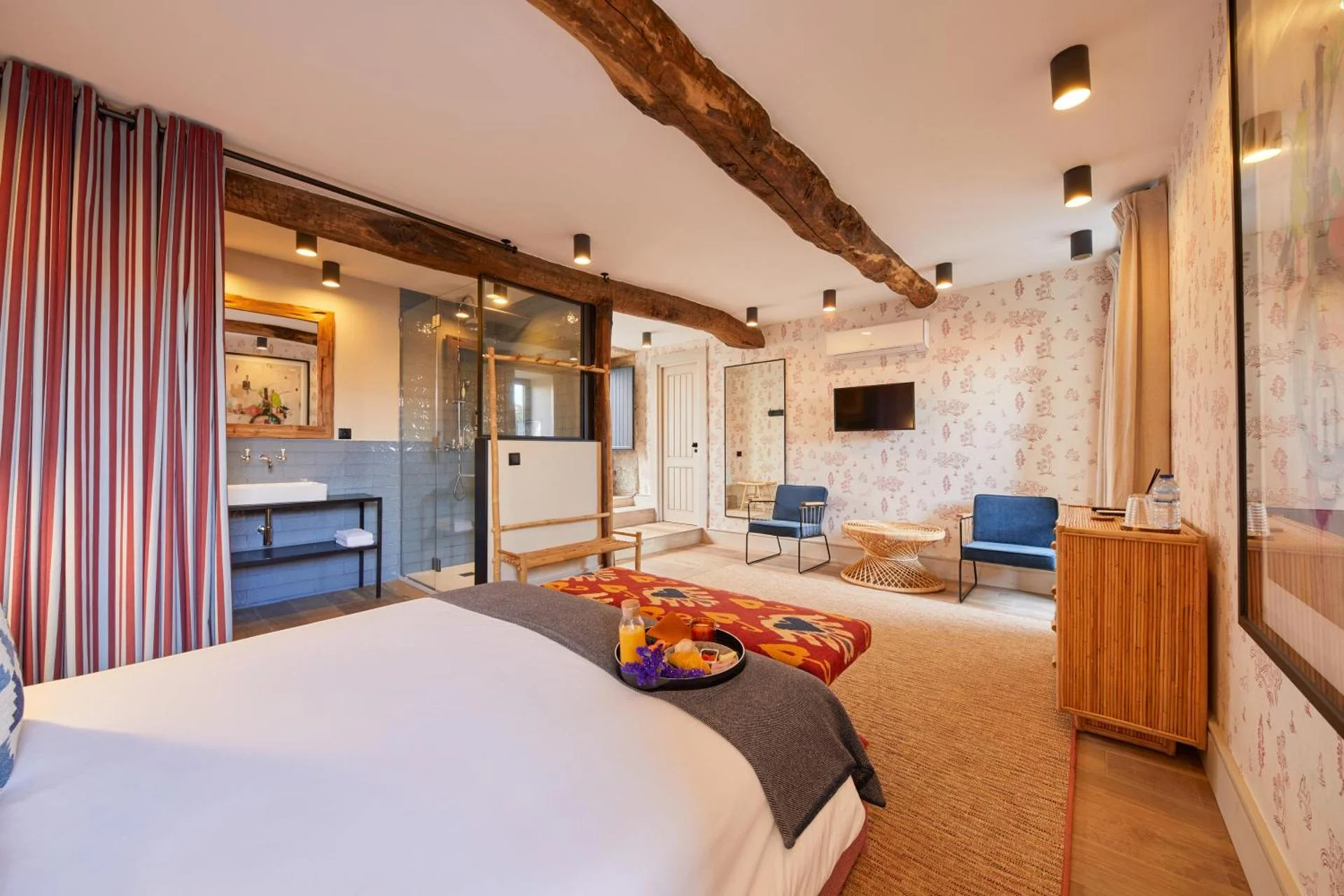 THE PINTA - New charming guest house in the Douro Valley