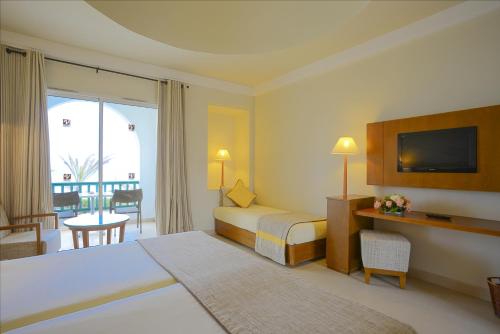 Vincci Helios Beach